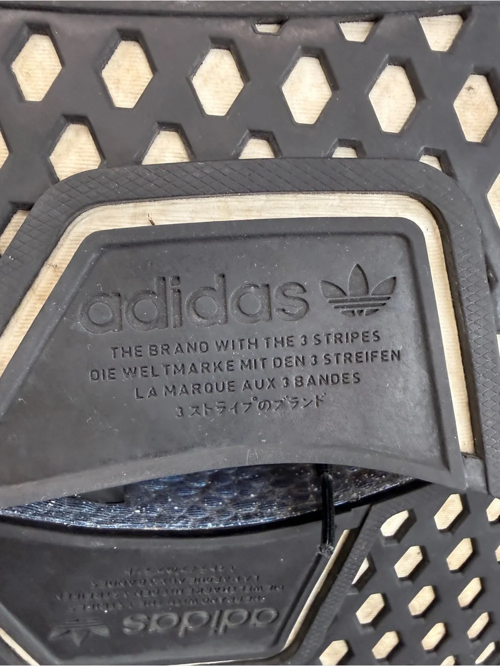 Adidas NMD_V3 Core Black Iridescent Speckled Boost Sneakers GX5164 Size 9.5